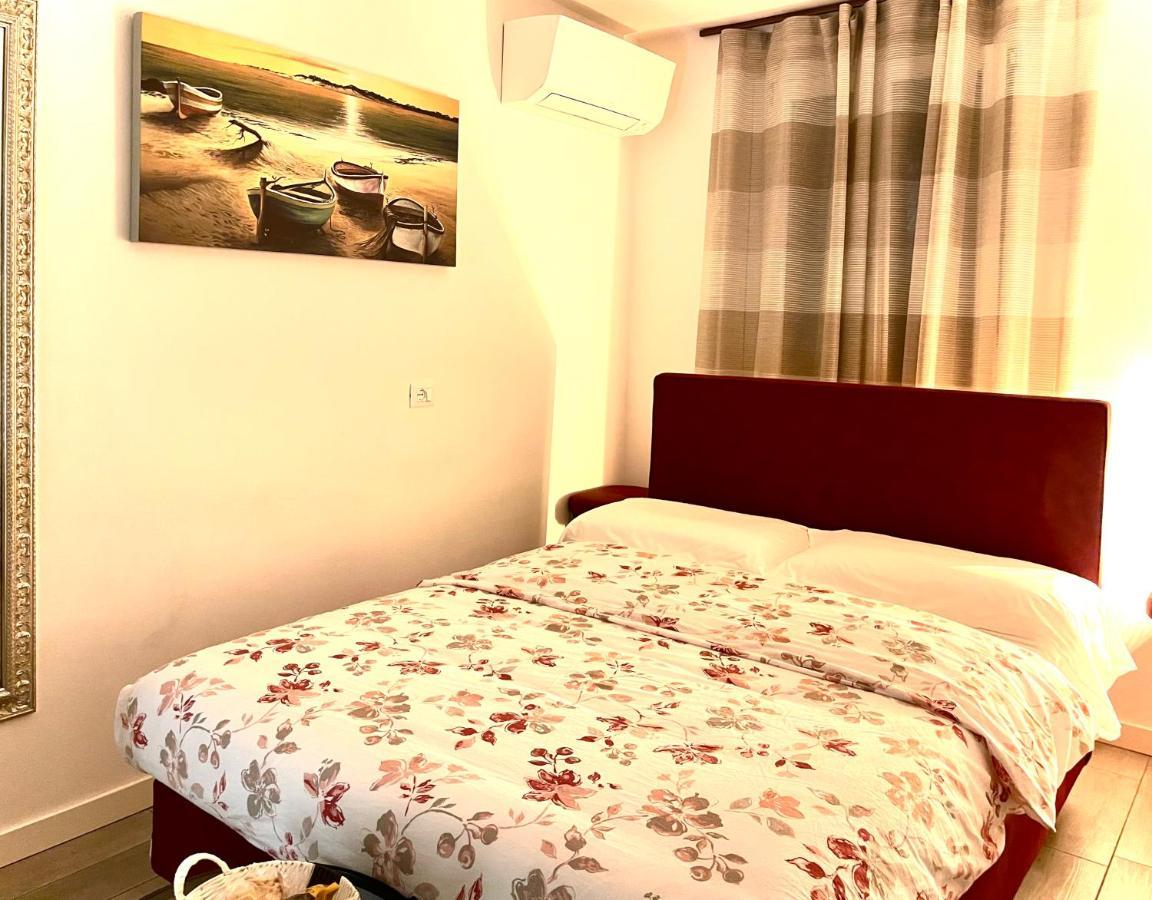 Dimora Di Charme Peschiera Del Garda Apartman Kültér fotó