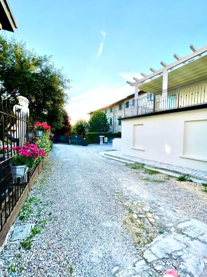 Dimora Di Charme Peschiera Del Garda Apartman Kültér fotó