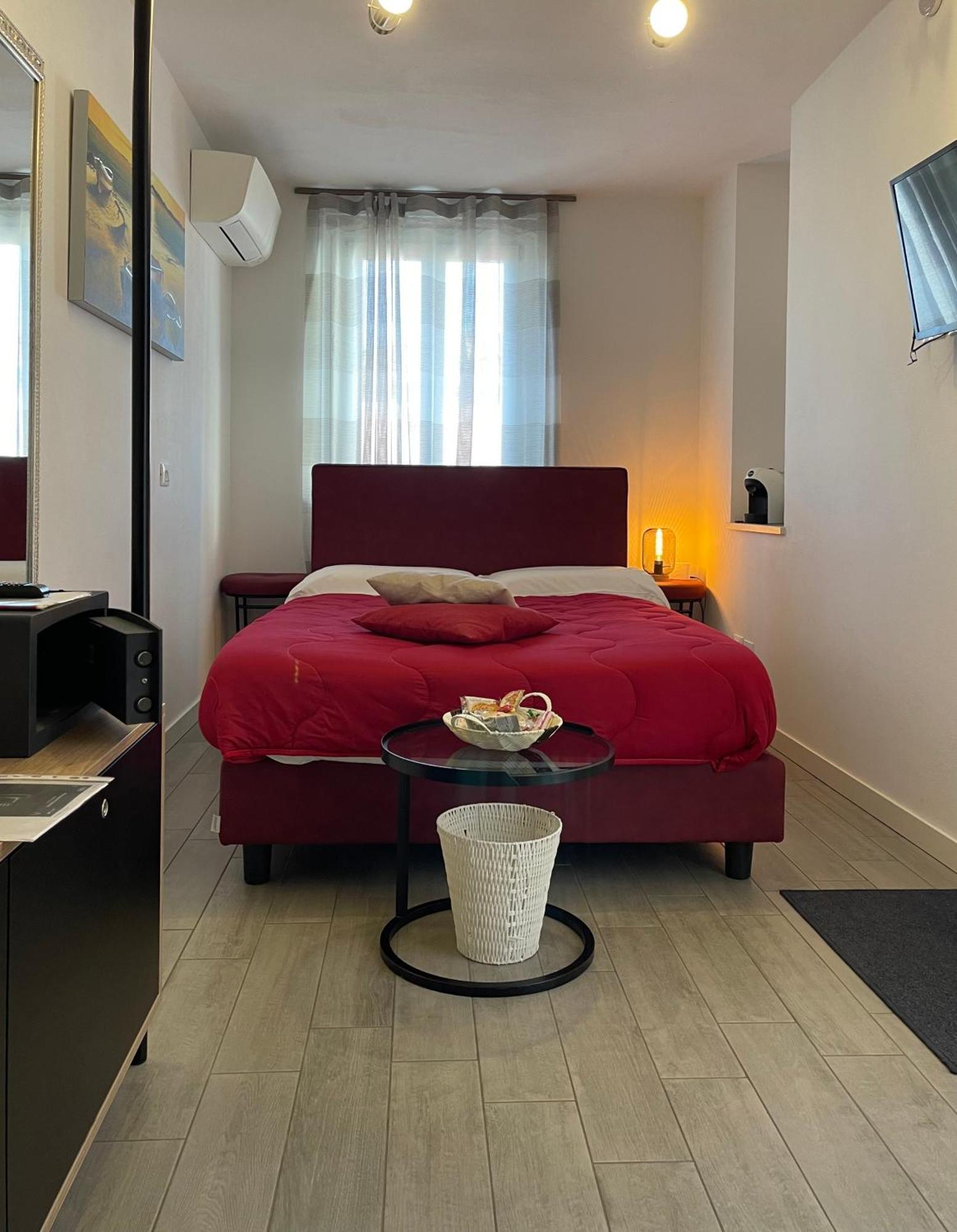 Dimora Di Charme Peschiera Del Garda Apartman Kültér fotó
